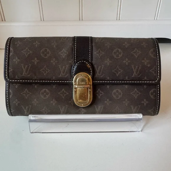 Louis Vuitton Women’s Brown Monogram Idyll Canvas and Leather Sarah Wallet - Picture 1 of 15